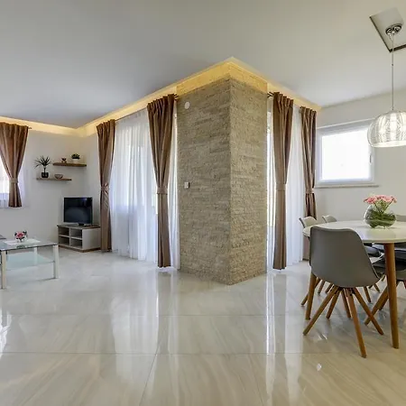Apartman Lapis Premantura
